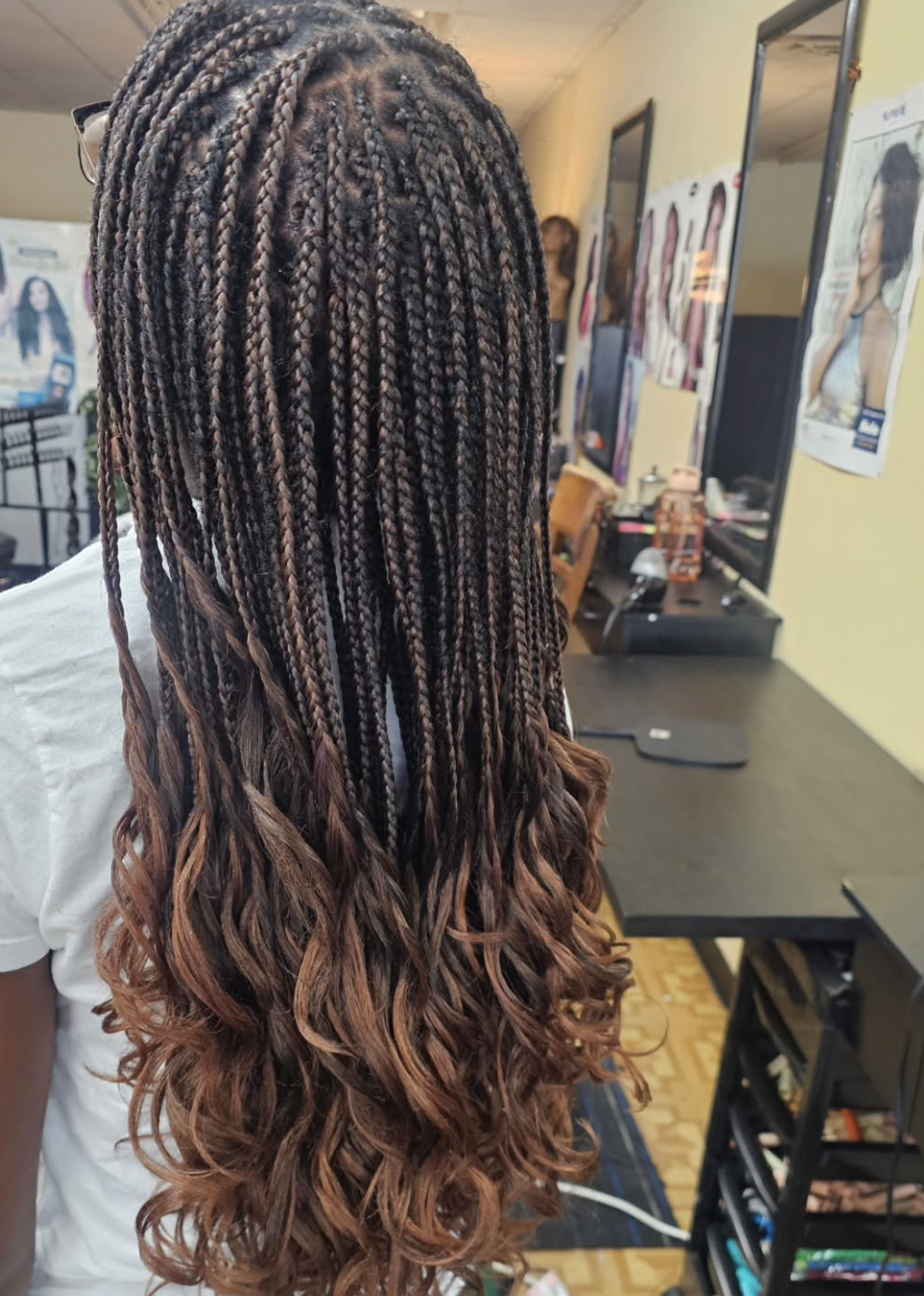 Brown ombre knotless braids with curls — Gege Hair Salon, Schaumburg